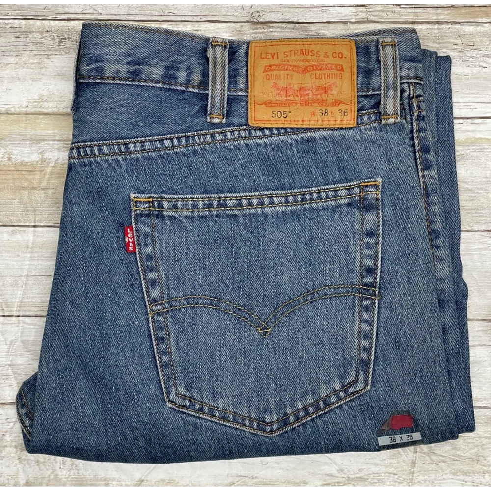 Levi‎ Strauss 505 Mens Jeans 38x36 Blue Straight Fit Cotton Denim medium wash
